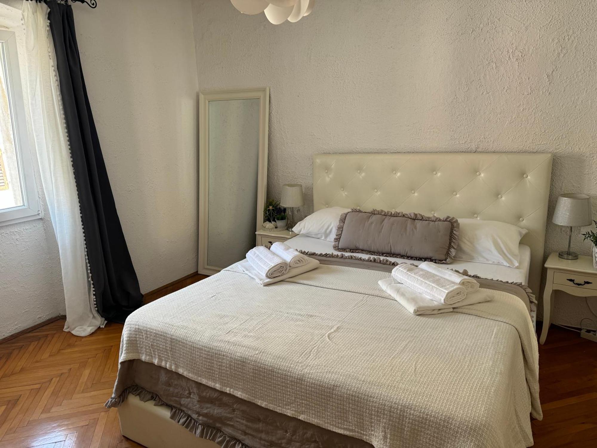 City Square Apartment Poreč Buitenkant foto